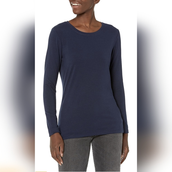 Long sleeve crewneck t-shirt - size XS BNWT - Picture 1 of 2